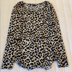 Express cheetah print womens sweater shirt size M